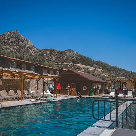 埃菲斯自然酒店 3*