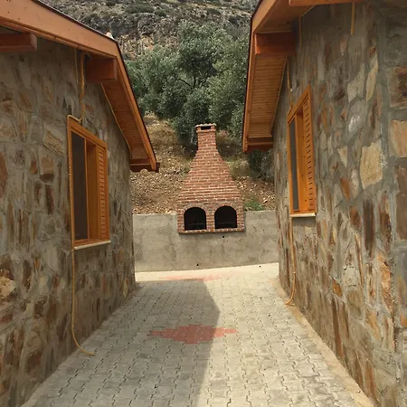 شقة فندقية بنسيون ناتور لاند ايفاس 3*