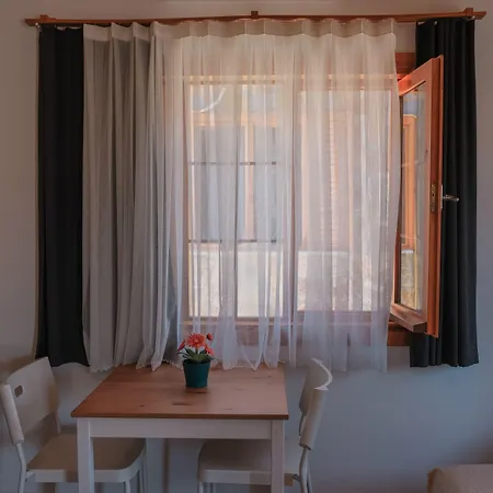 بنسيون ناتور لاند ايفاس 3*